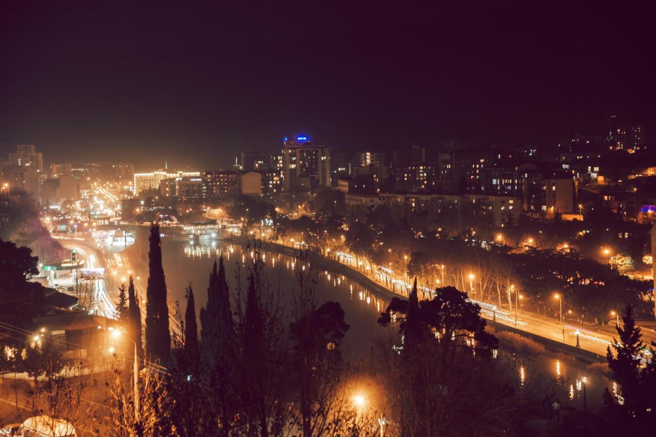Apartmán Modern Avlabari In Old Town Tbilisi Exteriér fotografie